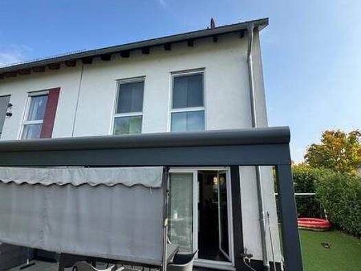 Doppelhaushälfte zum Kauf 699.000 € 4 Zimmer 187 m² 286 m² Grundstück frei ab 01.05.2026 Gartenstadt Ludwigshafen 67067