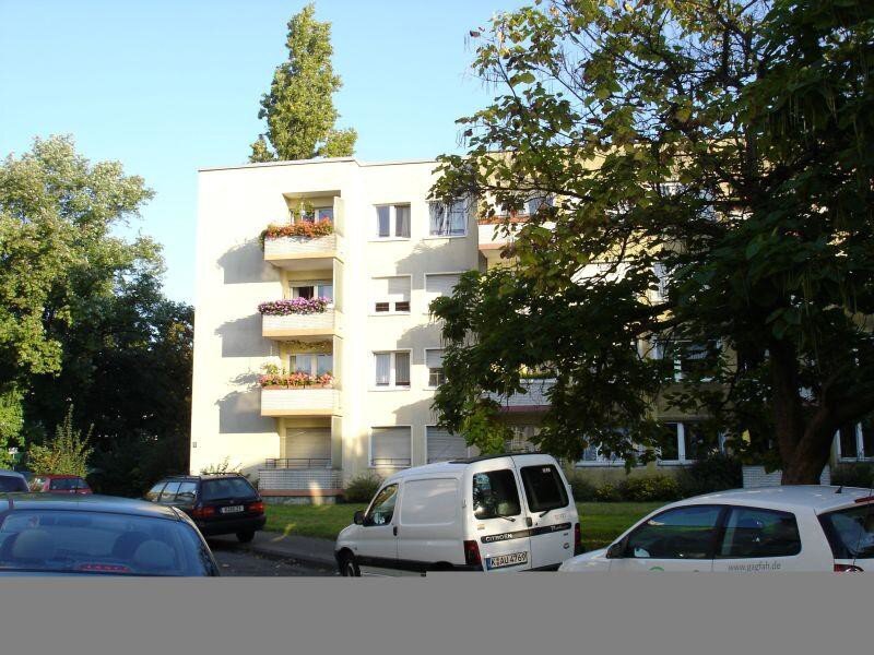 Wohnung zur Miete 921,33 € 2 Zimmer 79,7 m²<br/>Wohnfläche 19.08.2024<br/>Verfügbarkeit Fehrbellinstr. 18 Weidenpesch Köln 50737