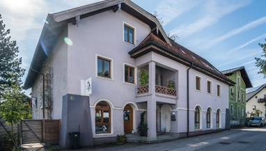 Wohnung zur Miete Wohnen auf Zeit 2.187,60 € 2 Zimmer 90 m² frei ab 31.10.2024 Salzburg 5201