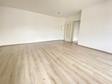 Wohnung zur Miete 399 € 3 Zimmer 75 m² 3. Geschoss frei ab sofort Wehringhauser Straße 25b Kuhlerkamp Hagen 58089