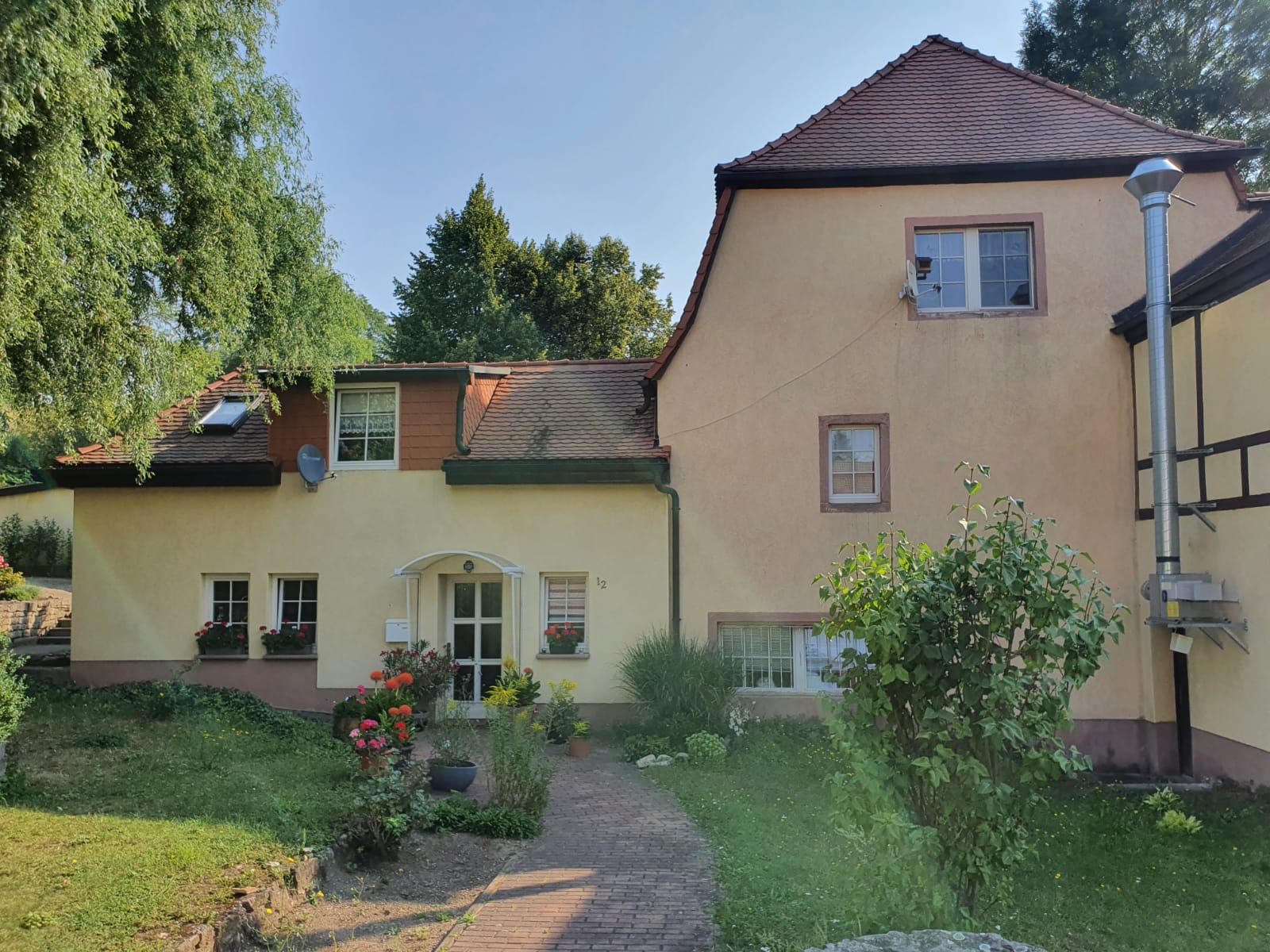 Wohnung zur Miete 230 € 2 Zimmer 45 m²<br/>Wohnfläche 01.08.2024<br/>Verfügbarkeit Holzendorfer Straße 12 Querfurt Querfurt 06268