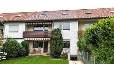 Reihenmittelhaus zum Kauf 295.000 € 8 Zimmer 176 m² 301 m² Grundstück Laagberg Wolfsburg 38440