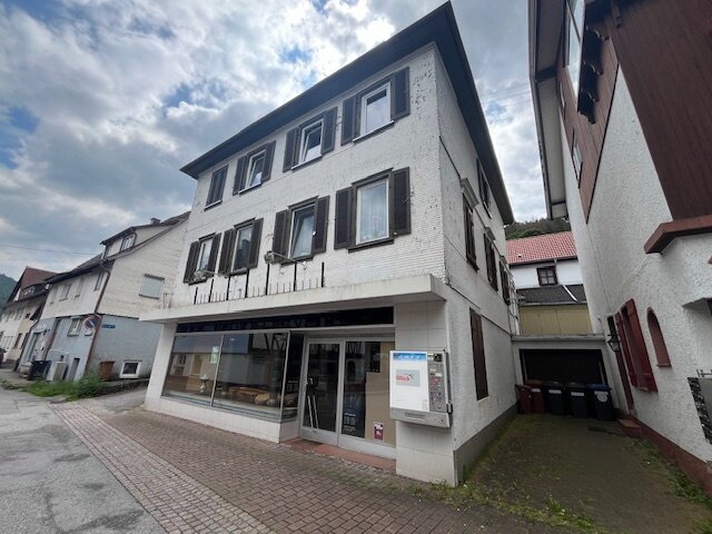 Mehrfamilienhaus zum Kauf 175.000 € 8 Zimmer 212 m²<br/>Wohnfläche 226 m²<br/>Grundstück Alpirsbach Alpirsbach 72275