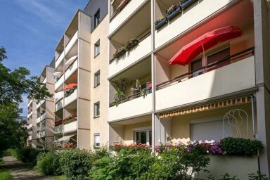 Wohnung zur Miete 445 € 3 Zimmer 57 m² 2. Geschoss frei ab 08.03.2025 Rottwerndorfer Str. 6 Leuben (Rottwerndorfer Str.) Dresden 01257