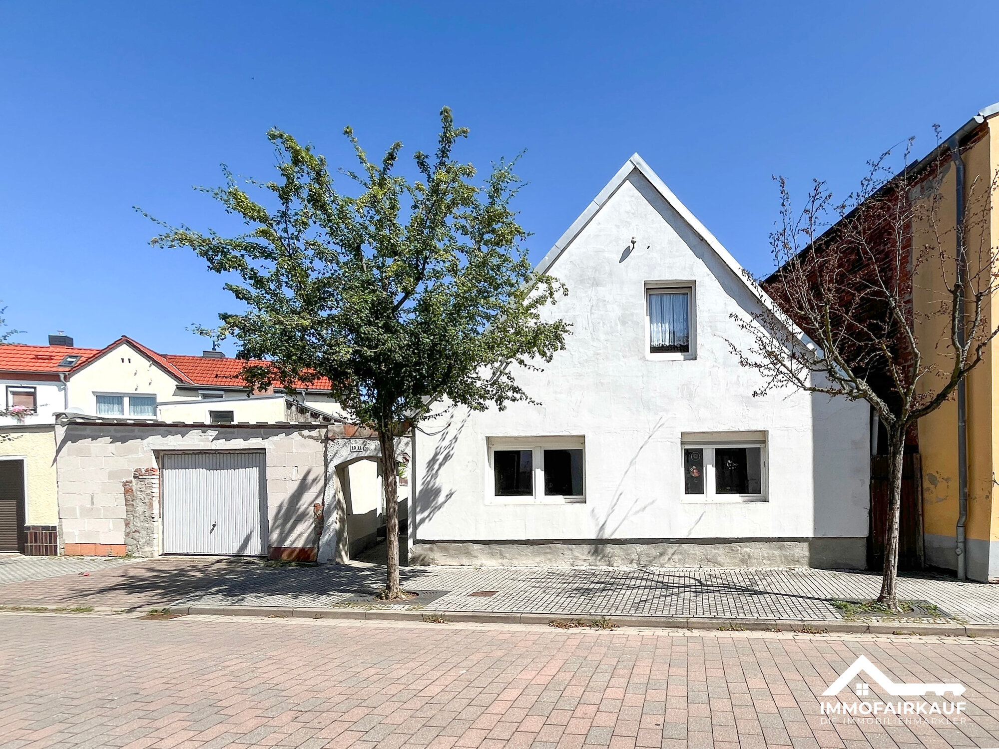 Reihenmittelhaus zum Kauf 119.000 € 4 Zimmer 108,4 m²<br/>Wohnfläche 165,3 m²<br/>Grundstück Barleben Barleben 39179