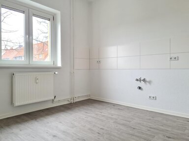 Wohnung zur Miete 609 € 4 Zimmer 76,6 m² 1. Geschoss Große Diesdorfer Str. 68c Schroteanger Magdeburg 39110