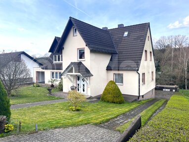 Mehrfamilienhaus zum Kauf Provisionsfrei 529.000 € 7 Zimmer 219,3 m² 2.513 m² Grundstück Dörnsteinbach Mömbris 63776