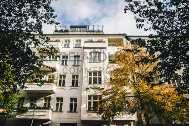 Wohn- und Geschäftshaus zum Kauf als Kapitalanlage geeignet 2.300.000 € 1.123 m² 471 m² Grundstück teilbar ab 1.123 m² Wilhelmsburg Hamburg 21107