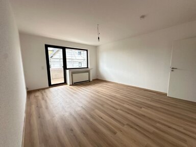 Wohnung zur Miete 550 € 3,5 Zimmer 74 m² 1. Geschoss frei ab sofort Varenholzstraße 134 Höntrop Bochum 44869