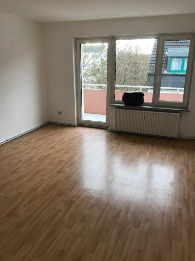 Wohnung zur Miete 650 € 3 Zimmer 64,1 m² 3. Geschoss frei ab 01.03.2025 Bodelschwinghstraße 11 Heilsberg Bad Vilbel 61118