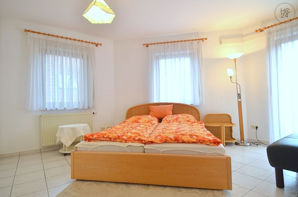 Wohnung zur Miete Wohnen auf Zeit 995 € 2 Zimmer 77 m²<br/>Wohnfläche 01.08.2024<br/>Verfügbarkeit Zell-a- Main 97299
