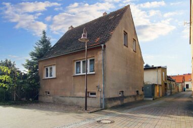 Einfamilienhaus zum Kauf 65.000 € 5 Zimmer 112,9 m² 204,2 m² Grundstück Zahna Zahna-Elster 06895
