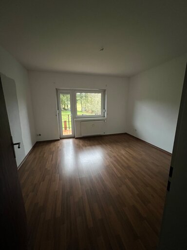 Wohnung zur Miete 500 € 7 Zimmer 110 m² EG frei ab 01.01.2025 Bergstraße 7 Kötterichen 56767