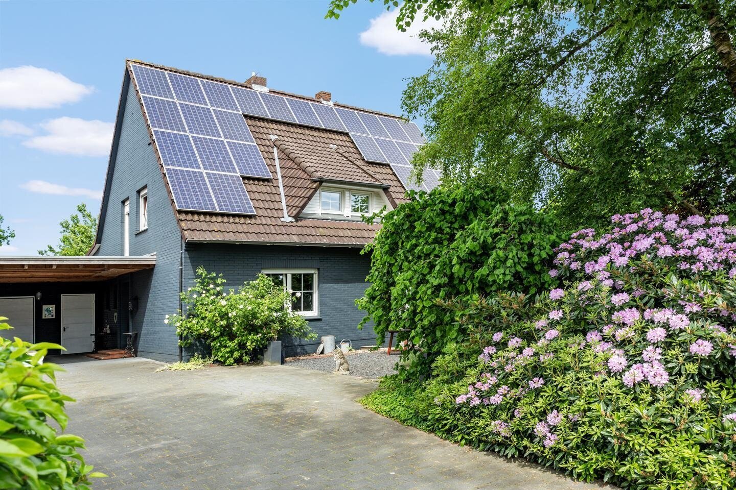 Einfamilienhaus zum Kauf 324.000 € 7 Zimmer 235 m²<br/>Wohnfläche 1.103 m²<br/>Grundstück Emlichheim Emlichheim 49824