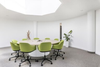 Büro-/Praxisfläche zur Miete 729 € 60 m² Bürofläche teilbar von 20 m² bis 60 m² Carl Zeiss Ring 15a Ismaning Ismaning 85737