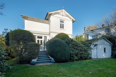 Einfamilienhaus zur Miete 6.500 € 9 Zimmer 220 m² 800 m² Grundstück frei ab sofort Groß Flottbek Hamburg 22607