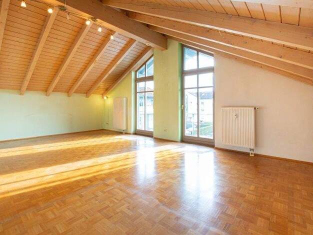 Wohnung zur Miete 755 € 2 Zimmer 50,4 m² 2. Geschoss frei ab 15.02.2026 Kolbermoor 83059