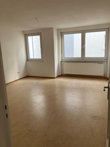 Wohnung zur Miete 1.200 € 4 Zimmer 108 m² 1. Geschoss Neubergstr. Sanderau Würzburg 97072