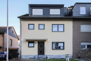 Mehrfamilienhaus zum Kauf als Kapitalanlage geeignet 335.000 € 6 Zimmer 153 m² 324,1 m² Grundstück Hoengen Alsdorf 52477