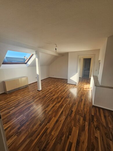 Wohnung zur Miete 900 € 2 Zimmer 53 m² Geschoss 4/4 Tempelstr. 30 Deutz Köln 50679