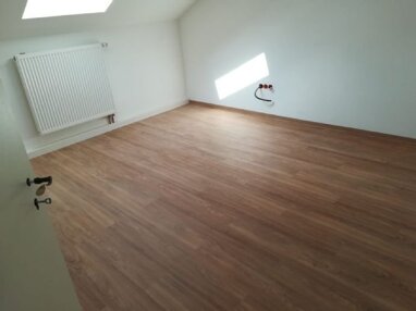 Wohnung zur Miete 650 € 3 Zimmer 88 m² 2. Geschoss Neßtfellplatz 9 Wiesentheid Wiesentheid 97353