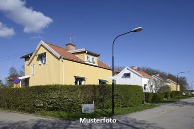 Einfamilienhaus zum Kauf Zwangsversteigerung 295.000 € 4 Zimmer 111 m² 604 m² Grundstück Südstadt Halle 06130