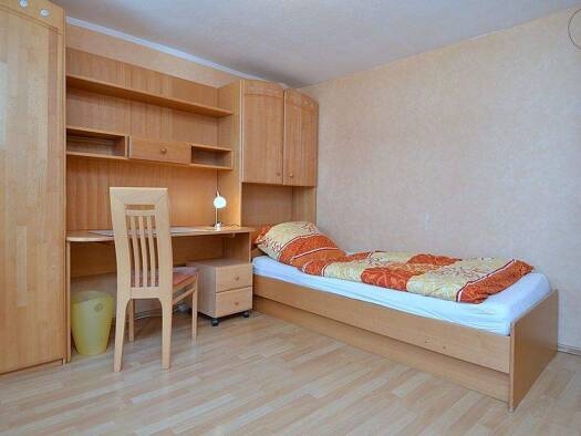 WG-Zimmer zur Miete Wohnen auf Zeit 495 € 12 m² EG frei ab 01.02.2026 Weiler 55413