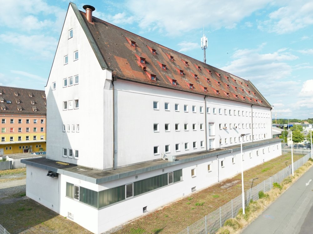 Lagerhalle zur Miete 650 € 537,1 m² Lagerfläche Altstadt Bayreuth 95447