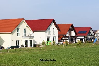 Einfamilienhaus zum Kauf Zwangsversteigerung 56.850 € 1 Zimmer 112 m² 7.193 m² Grundstück Bildechingen Horb am Neckar 72160
