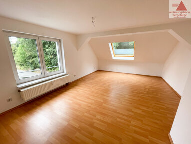 Wohnung zur Miete 435 € 4 Zimmer 79 m² Straße der Befreiung 62 Reinsdorf Reinsdorf 08141