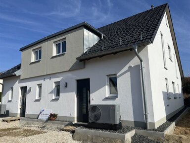 Doppelhaushälfte zur Miete 1.700 € 5 Zimmer 125 m² 400 m² Grundstück Heinleinshof Burgthann 90559