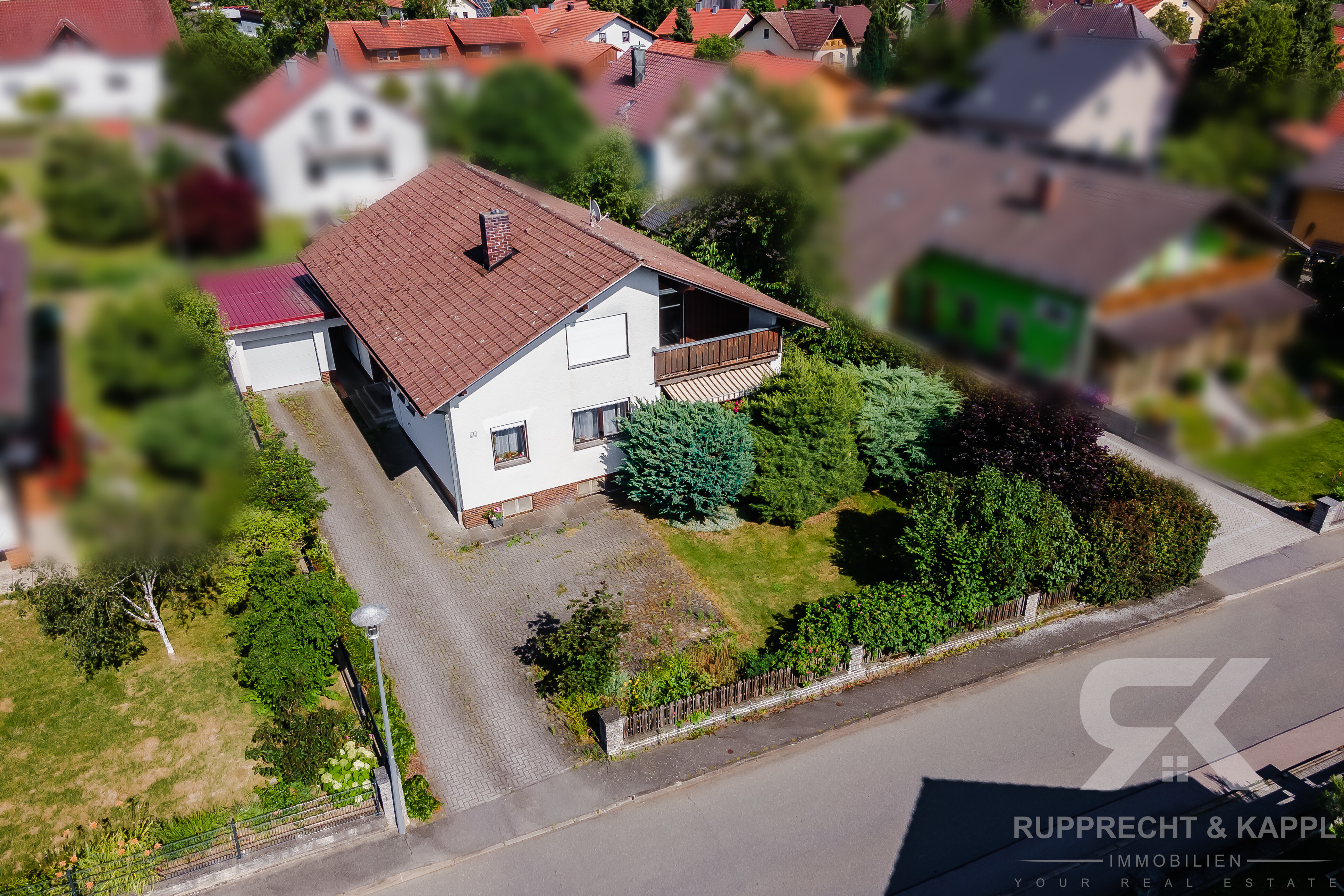 Einfamilienhaus zum Kauf 249.000 € 6 Zimmer 240 m²<br/>Wohnfläche 806 m²<br/>Grundstück Schönthal Schönthal 93488