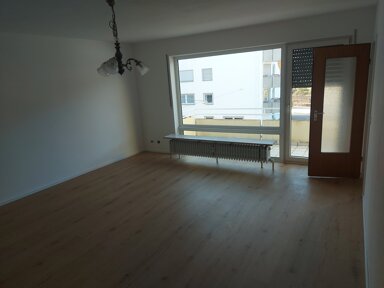 Studio zur Miete 440 € 1,5 Zimmer 40 m² 3. Geschoss frei ab sofort Chlodwigstraße Süd 2 Koblenz 56068