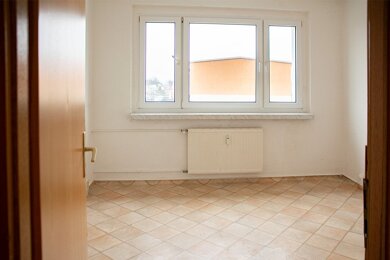 Wohnung zur Miete 375 € 3 Zimmer 60,8 m² 4. Geschoss Robert-Schulz-Ring 54 Prenzlau Prenzlau 17291