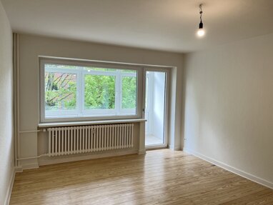 Wohnung zur Miete 700 € 4 Zimmer 77,4 m² 2. Geschoss Insterburger Str. 33 Neumühlen - Dietrichsdorf Bezirk 2 Kiel 24149