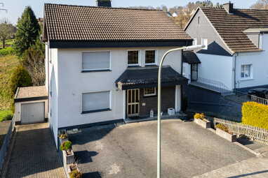 Mehrfamilienhaus zum Kauf 449.500 € 6 Zimmer 162 m² 815 m² Grundstück Totenberg Arnsberg 59755