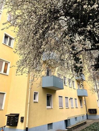 Wohnung zum Kauf 330.000 € 4 Zimmer 104 m² 2. Geschoss Westfriedhof Nürnberg 90425
