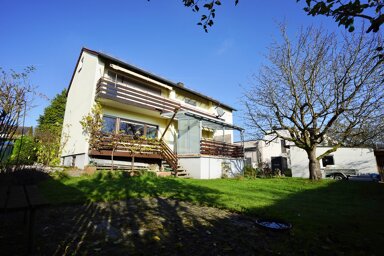 Mehrfamilienhaus zum Kauf 417.500 € 6 Zimmer 171,3 m² 509 m² Grundstück Berg Berg bei Neumarkt in der Oberpfalz 92348