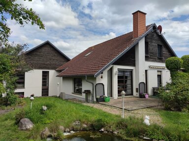 Einfamilienhaus zum Kauf 339.000 € 5 Zimmer 328 m² 1.022 m² Grundstück Amselweg 12 Tangermünde Tangermünde 39590