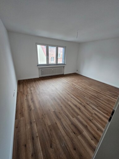 Wohnung zur Miete 620 € 2 Zimmer 62,6 m² 2. Geschoss frei ab sofort Flottenstraße 7 Beeck Duisburg 47139