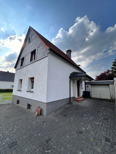 Einfamilienhaus zur Miete 1.200 € 5 Zimmer 132 m² 800 m² Grundstück Erlenstr. 4 Wickede Wickede (Ruhr) 58739