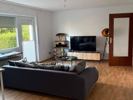 Wohnung zur Miete 776 € 2,5 Zimmer 82 m² 1. Geschoss frei ab sofort Weinbergstraße 17 Zell Esslingen am Neckar 73730