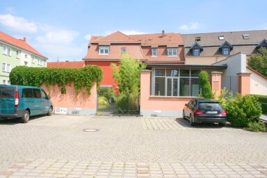 Mehrfamilienhaus zum Kauf provisionsfrei als Kapitalanlage geeignet 699.000 € 11 Zimmer 518 m² 910 m² Grundstück Am Bahnhof Hoyerswerda 02977