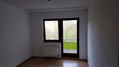 Wohnung zur Miete 300 € 1 Zimmer 36 m² 3. Geschoss Pluwiger Straße Neu-Kürenz 2 Trier 54295
