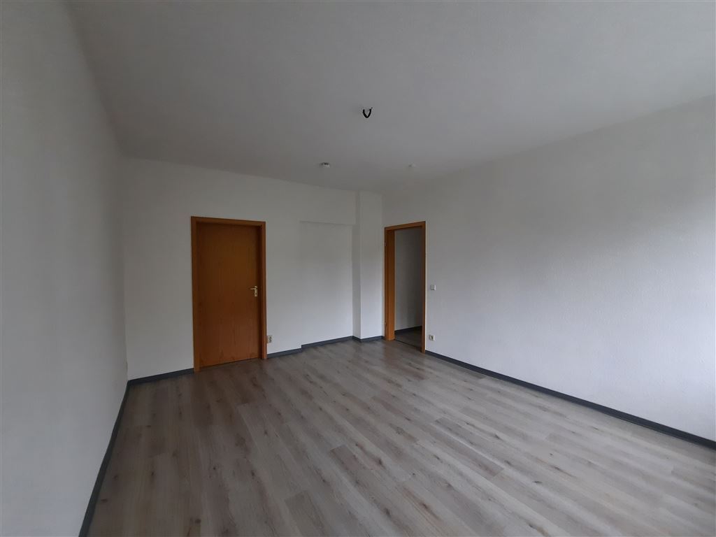 Wohnung zur Miete 371 € 3 Zimmer 65,1 m²<br/>Wohnfläche 1. Stock<br/>Geschoss Max-Baer-Str. 36 Lauchhammer - Mitte Lauchhammer 01979