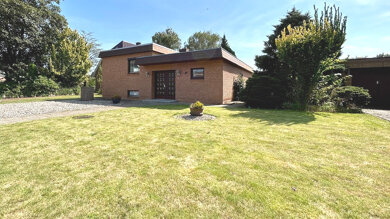 Bungalow zum Kauf 269.000 € 4 Zimmer 115,2 m² 806 m² Grundstück Gartenstadt Neumünster 24537