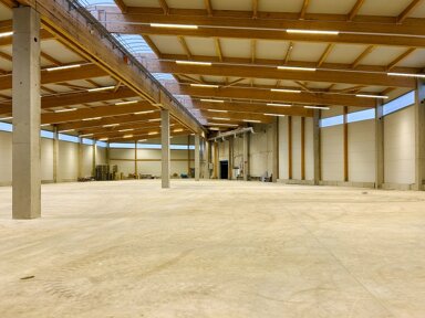 Lagerhalle zur Miete 5.860 m² Lagerfläche teilbar ab 450 m² Polenz Klingenberg 01738