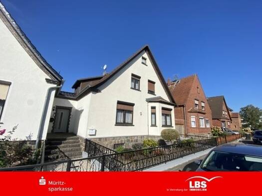Einfamilienhaus zum Kauf provisionsfrei 390.000 € 6,5 Zimmer 170 m² 439 m² Grundstück Waren 17192
