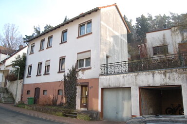 Haus zum Kauf 30.000 € 220 m² 330 m² Grundstück frei ab sofort Niedermarsberg Marsberg 34431