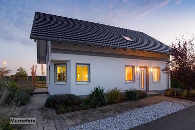 Einfamilienhaus zum Kauf 420.000 € 4 Zimmer 133 m² 613 m² Grundstück Gerolzhofen Gerolzhofen 97447